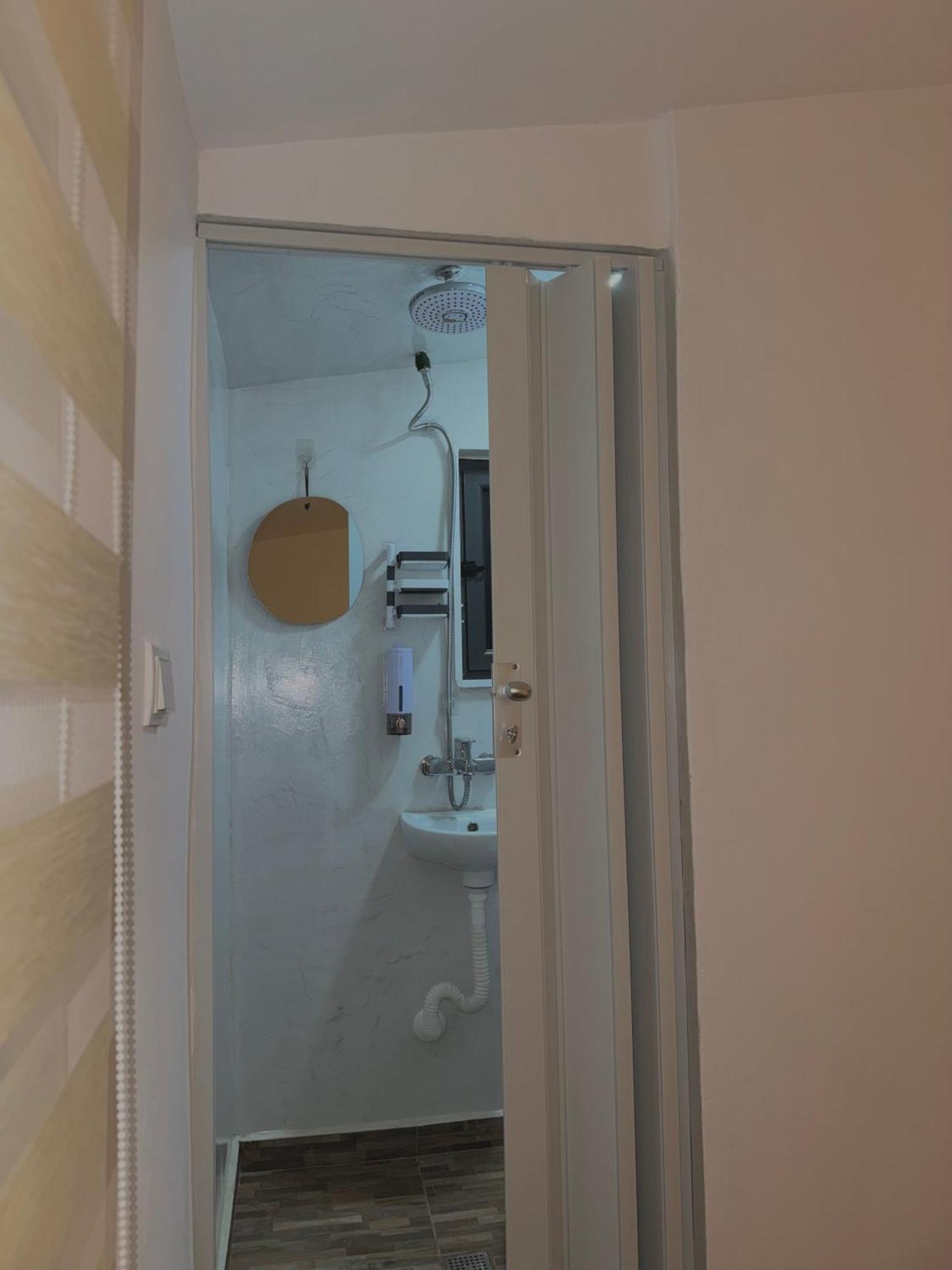 Vilabakiaj Tepelene Bagian luar foto